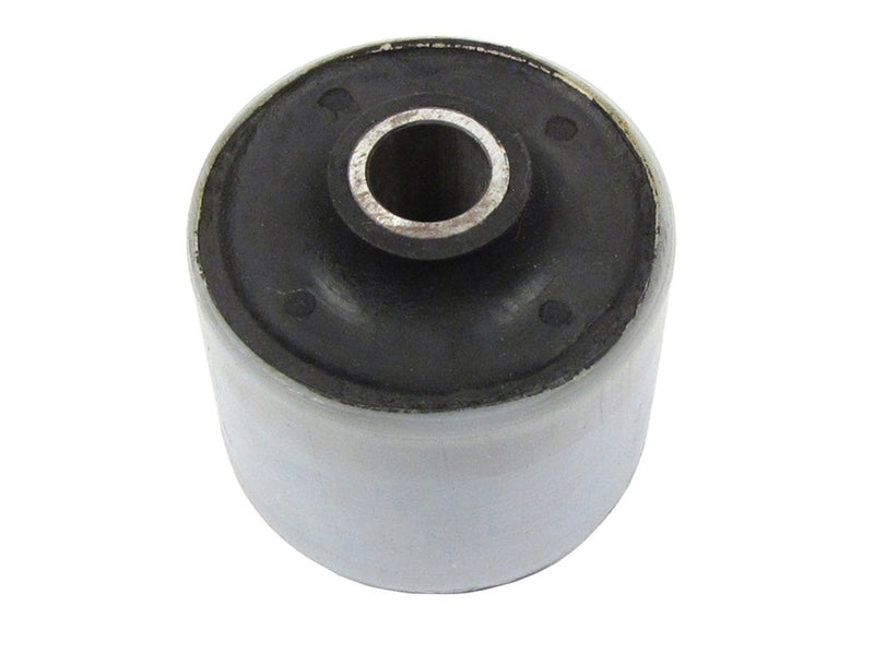 Radius Arm to Axle Bush Front: RBX101680B. Land Rover Parts for Discovery. Good Quality BGA